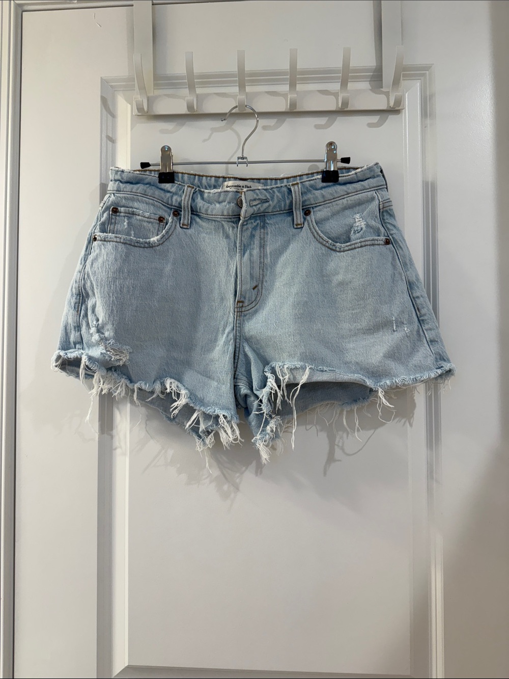 Abercrombie Curve Love A Line Mid Rise Short